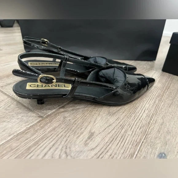 CHANEL Patent Slingback size 38 - Picture 1 of 8